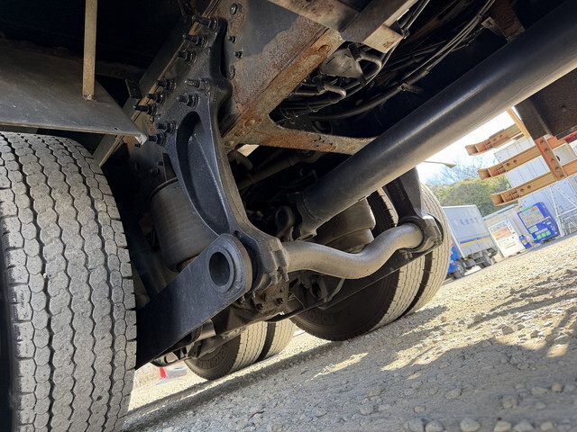 日野プロフィアアルミウイング大型（10t）[写真27]