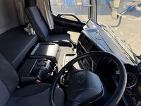 日野プロフィアアルミウイング大型（10t）[写真33]