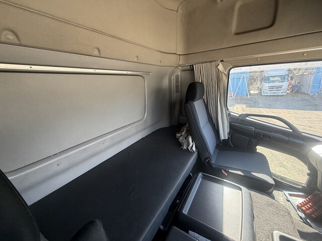 日野プロフィアアルミウイング大型（10t）[写真39]