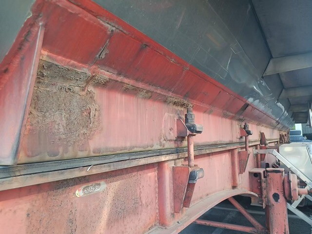 その他のメーカーその他の車種トレーラー（セミトレーラー）大型（10t）[写真32]