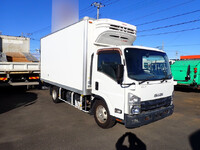 いすゞエルフ冷凍車（冷蔵車）小型（2t・3t）[写真01]