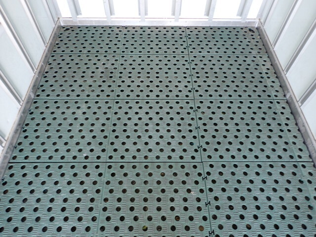 いすゞエルフ冷凍車（冷蔵車）小型（2t・3t）[写真20]