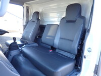 いすゞエルフ冷凍車（冷蔵車）小型（2t・3t）[写真36]