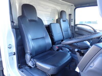 いすゞエルフ冷凍車（冷蔵車）小型（2t・3t）[写真37]