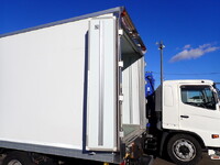 いすゞエルフ冷凍車（冷蔵車）小型（2t・3t）[写真10]