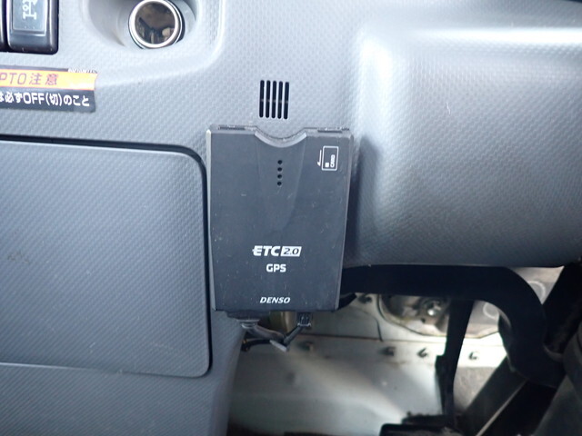 いすゞフォワードクレーン4段中型（4t）[写真39]