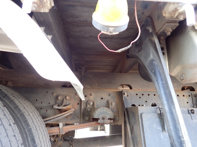 いすゞフォワードクレーン4段中型（4t）[写真08]