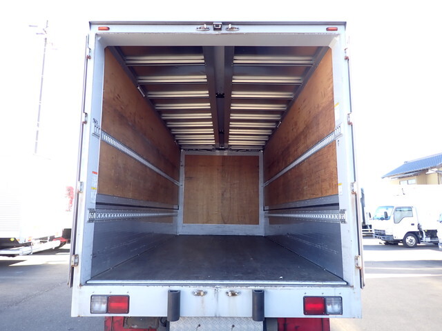 日野レンジャーアルミウイング中型（4t）[写真14]