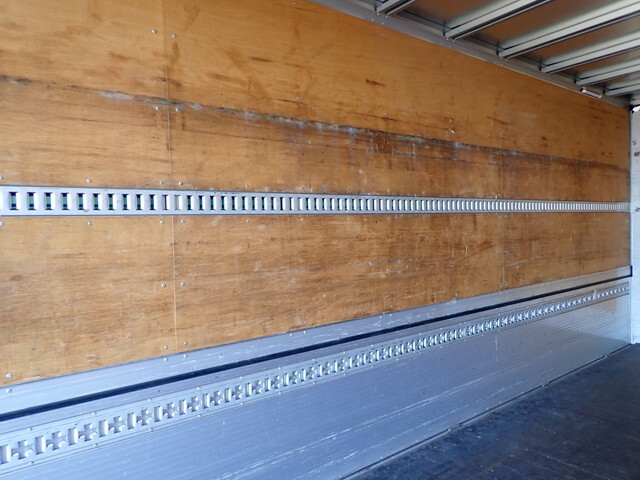 日野レンジャーアルミウイング中型（4t）[写真18]