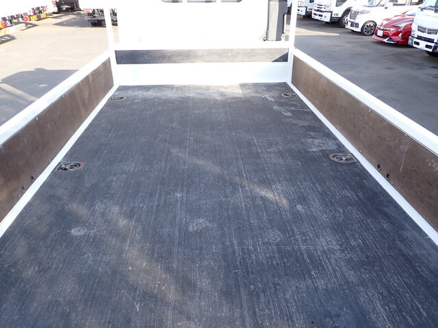 日野デュトロ平ボディ小型（2t・3t）[写真14]