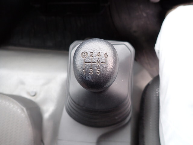 日野デュトロ平ボディ小型（2t・3t）[写真38]