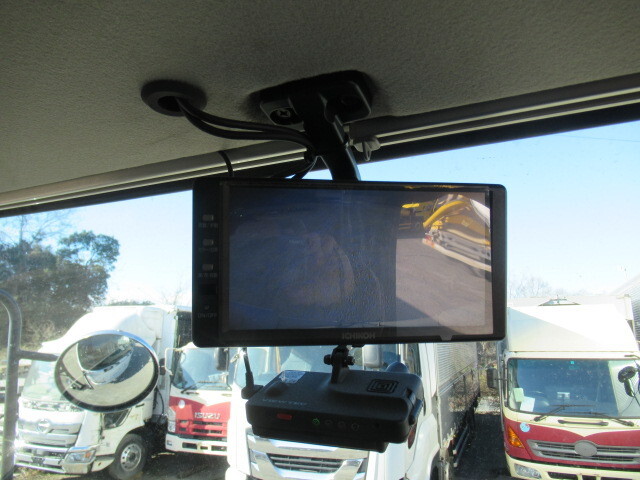 日野プロフィアアルミウイング大型（10t）[写真28]