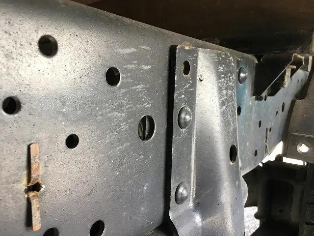 いすゞエルフダブルキャブ（Wキャブ）小型（2t・3t）[写真31]