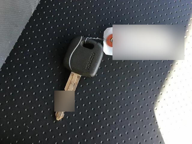 いすゞエルフダブルキャブ（Wキャブ）小型（2t・3t）[写真36]