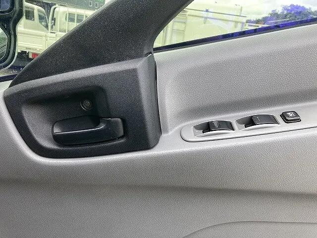 トヨタダイナセーフティローダー小型（2t・3t）[写真28]