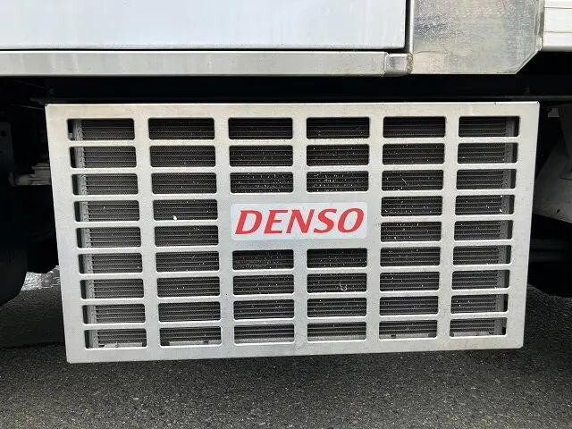 マツダタイタン冷凍車（冷蔵車）小型（2t・3t）[写真29]