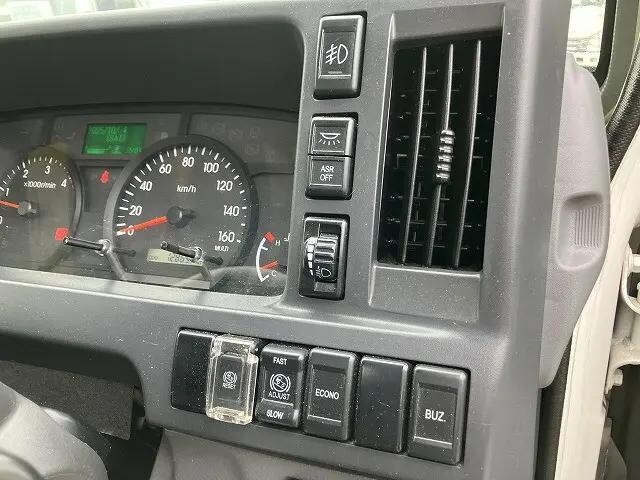 マツダタイタン冷凍車（冷蔵車）小型（2t・3t）[写真31]