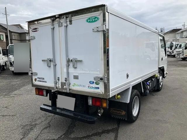 マツダタイタン冷凍車（冷蔵車）小型（2t・3t）[写真04]