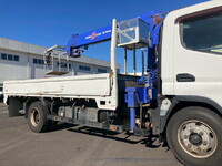 三菱ふそうキャンタークレーン5段小型（2t・3t）[写真09]