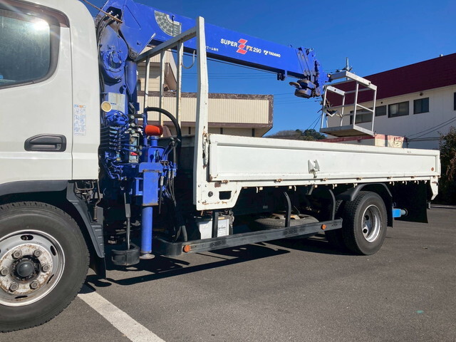 三菱ふそうキャンタークレーン5段小型（2t・3t）[写真09]