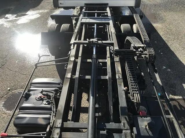 いすゞエルフセーフティローダー小型（2t・3t）[写真39]