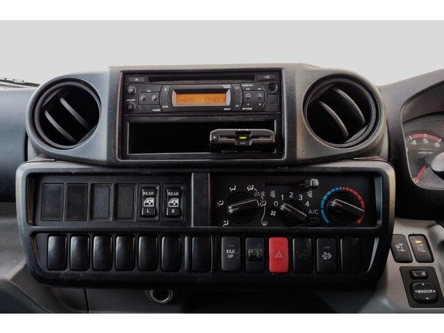 トヨタトヨエースダブルキャブ（Wキャブ）小型（2t・3t）[写真08]