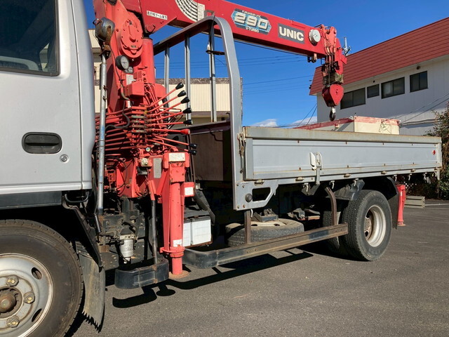 いすゞエルフクレーン5段小型（2t・3t）[写真11]