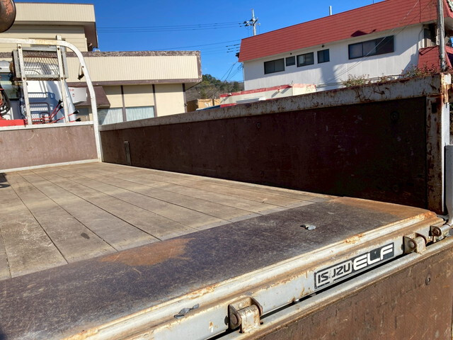 いすゞエルフクレーン5段小型（2t・3t）[写真13]