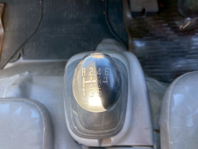 いすゞエルフクレーン5段小型（2t・3t）[写真21]