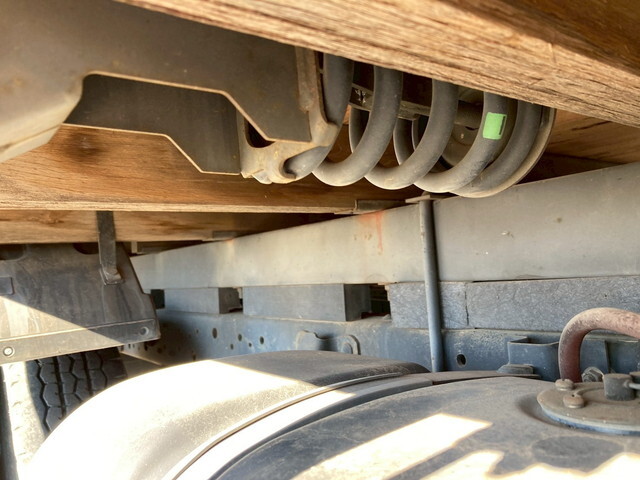 いすゞエルフクレーン5段小型（2t・3t）[写真31]