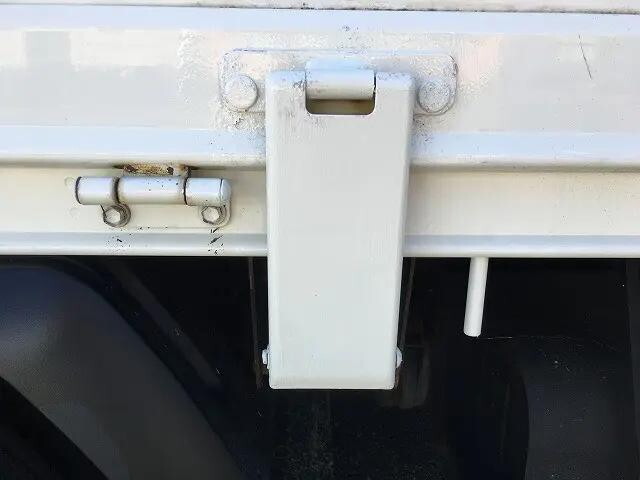 トヨタトヨエース平ボディ小型（2t・3t）[写真27]