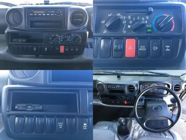 トヨタトヨエース平ボディ小型（2t・3t）[写真38]