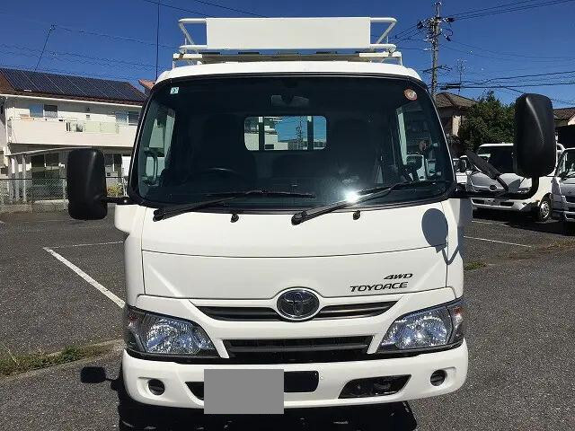 トヨタトヨエース平ボディ小型（2t・3t）[写真05]