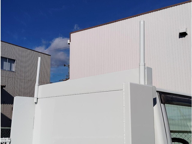 いすゞエルフダンプ小型（2t・3t）[写真13]