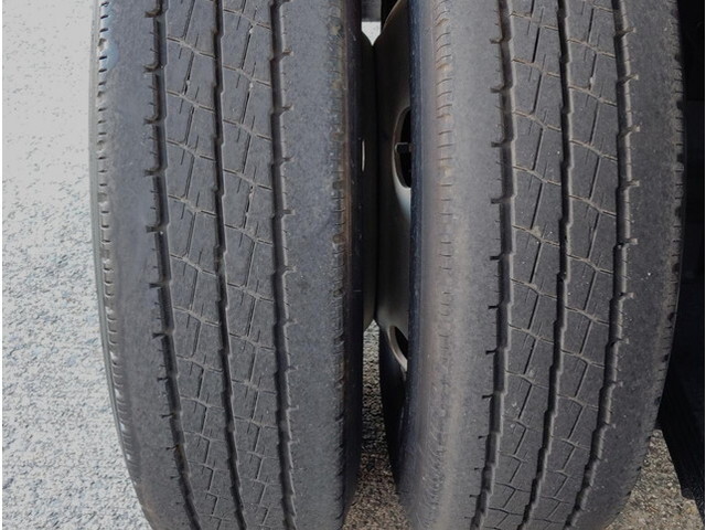 いすゞエルフダンプ小型（2t・3t）[写真28]