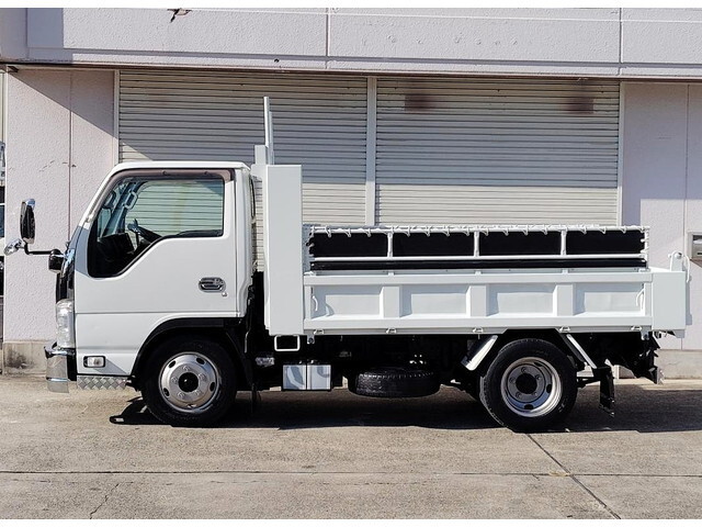 いすゞエルフダンプ小型（2t・3t）[写真08]