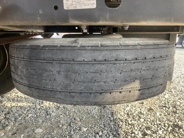 いすゞフォワード平ボディ増トン（6t・8t）[写真36]