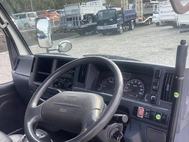 いすゞエルフダンプ小型（2t・3t）[写真17]