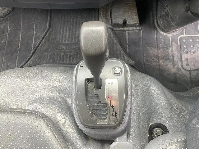 いすゞエルフダンプ小型（2t・3t）[写真19]