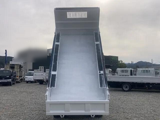 いすゞエルフダンプ小型（2t・3t）[写真09]