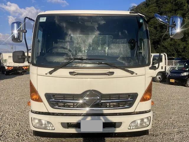 日野レンジャー平ボディ中型（4t）[写真03]