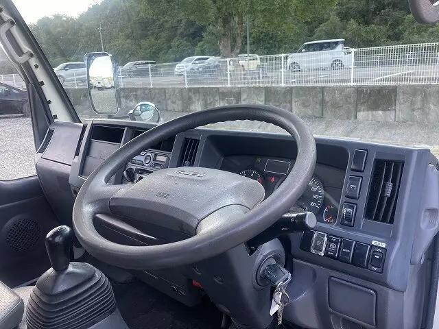 いすゞエルフ平ボディ小型（2t・3t）[写真18]