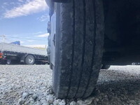 いすゞエルフ平ボディ小型（2t・3t）[写真26]