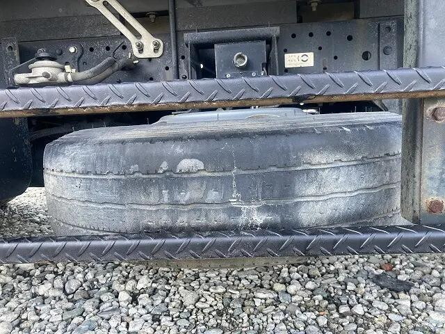 いすゞエルフ平ボディ小型（2t・3t）[写真37]