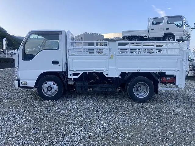 いすゞエルフ平ボディ小型（2t・3t）[写真04]