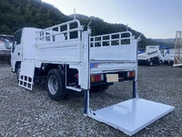 いすゞエルフ平ボディ小型（2t・3t）[写真10]