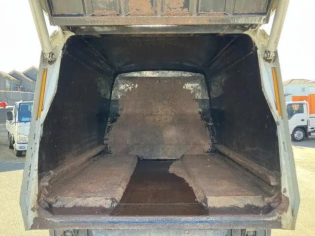 いすゞエルフパッカー車（塵芥車）小型（2t・3t）[写真10]