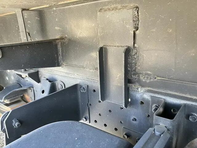 いすゞエルフパッカー車（塵芥車）小型（2t・3t）[写真16]