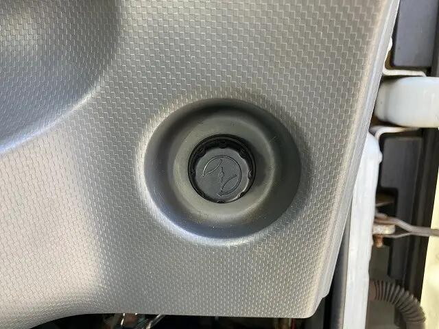 いすゞエルフパッカー車（塵芥車）小型（2t・3t）[写真18]