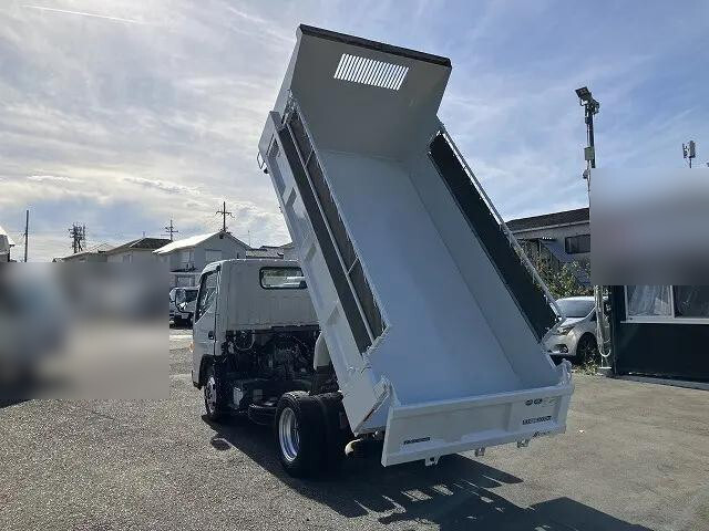 三菱ふそうキャンターダンプ小型（2t・3t）[写真02]